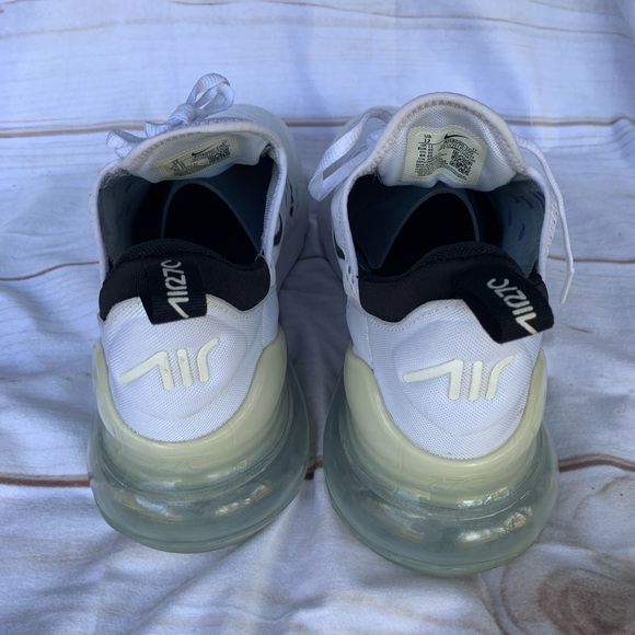 Nike Air Max 270 Mens White Black Running Shoes AH8050-100 Mens Size 12